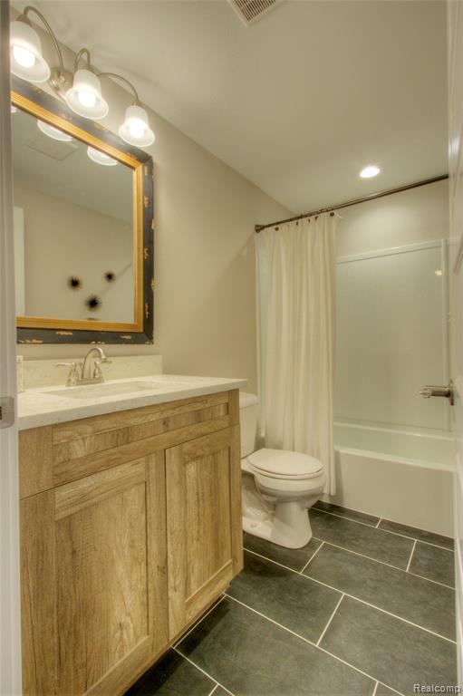 584 Round Rock Drive, Howell, MI 48843 — Photo 20