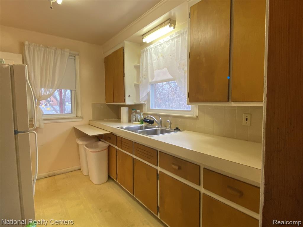 29118 Avondale Street, Inkster, MI 48141 — Photo 10