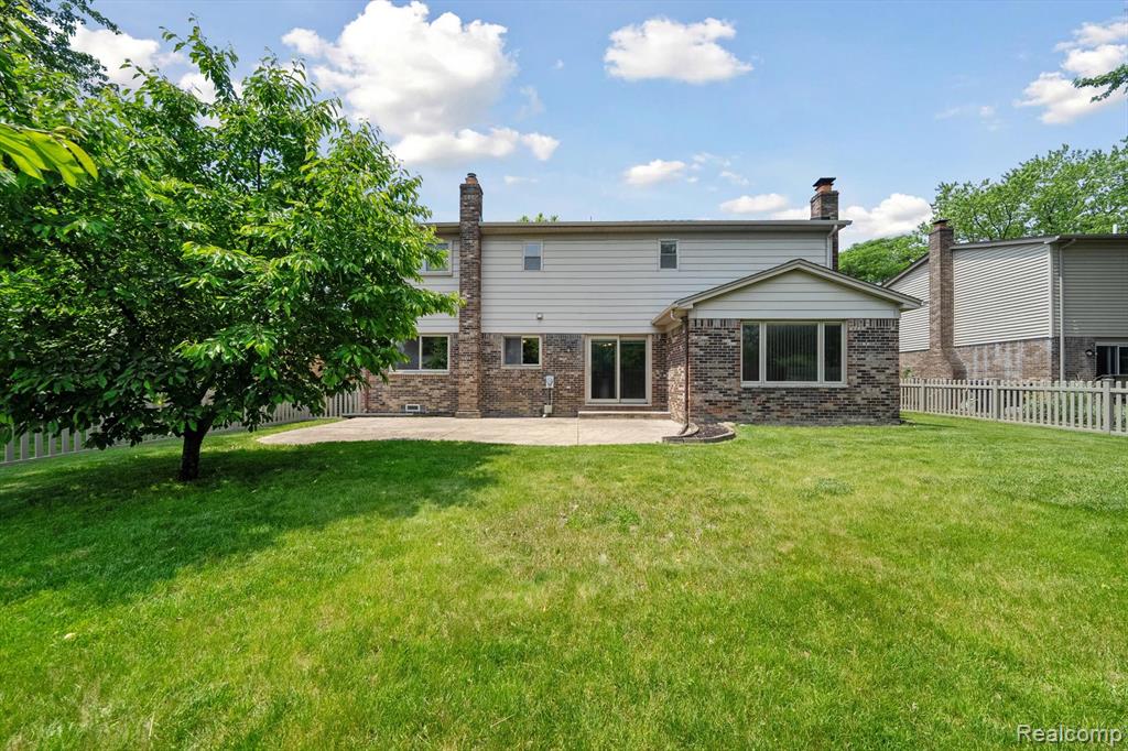 7302 PARKWAY Court, Canton, MI 48187 — Photo 49