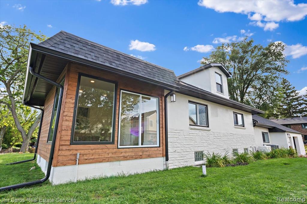 22505 Beach Street, Saint Clair Shores, MI 48081 — Photo 37