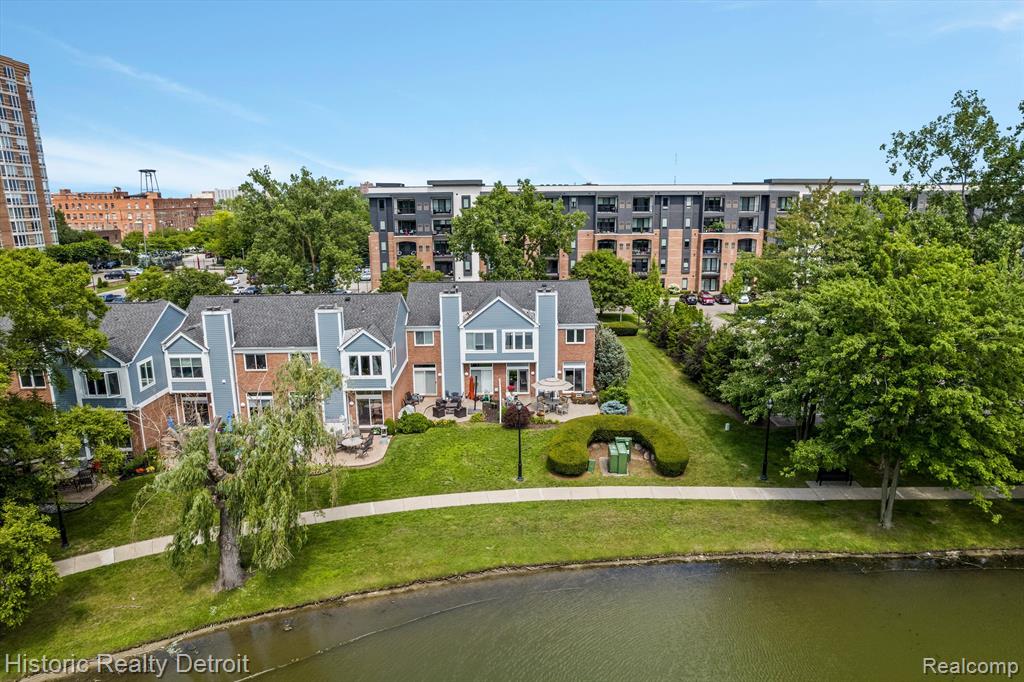 203 WINDWARD Court, 22, Detroit, MI 48207 — Photo 43