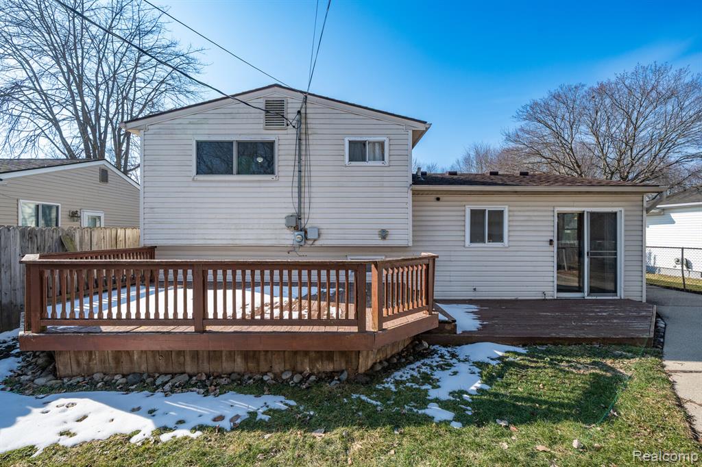 25145 Orchid Street, Harrison Township, MI — Photo 20