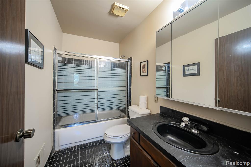 5160 ROCK Run, West Bloomfield, MI — Photo 11