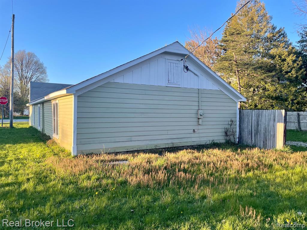 4321 BEACH Street, Akron, MI 48701 — Photo 5