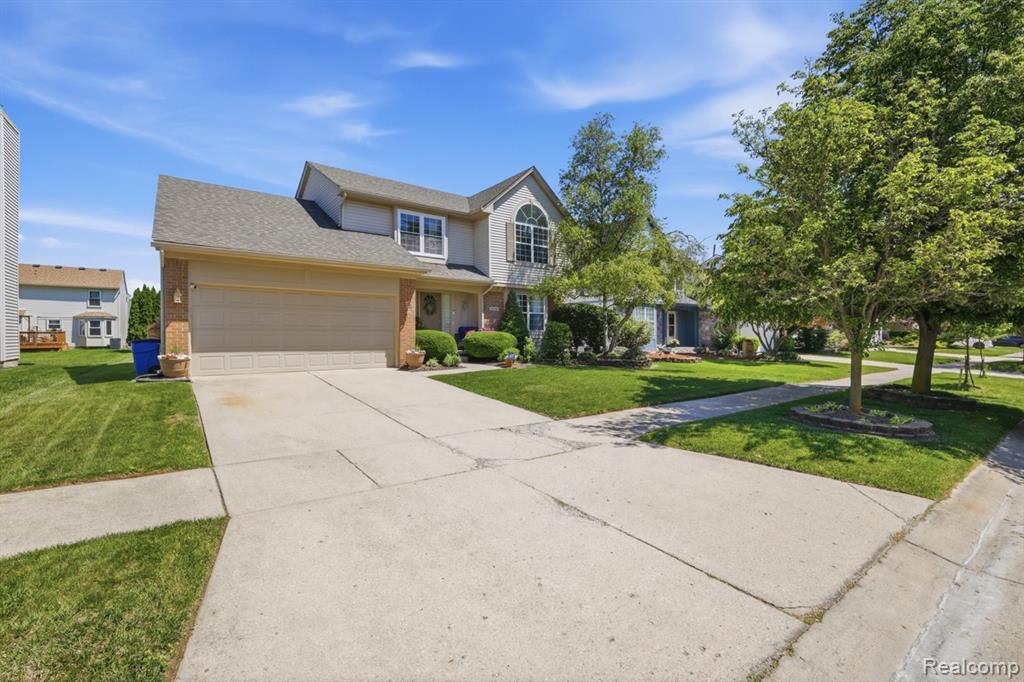 46604 Aarons Way, Canton, MI 48188 — Photo 2