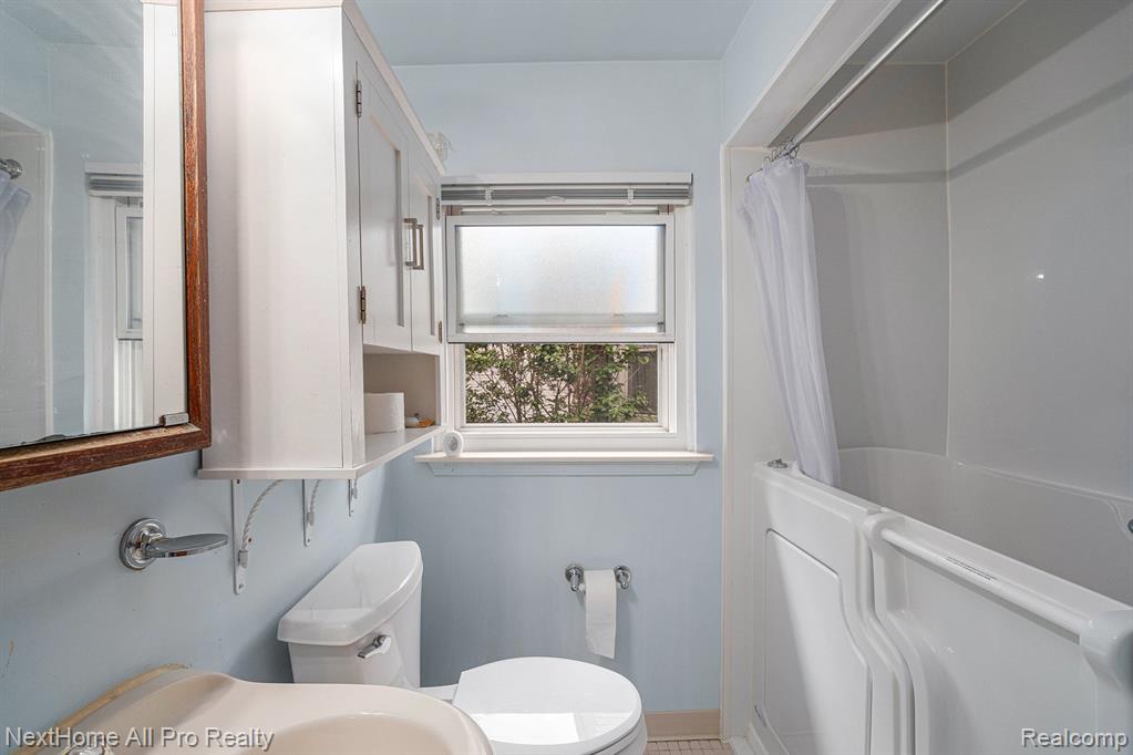 6587 Cortland Avenue, Allen Park, MI 48101 — Photo 10