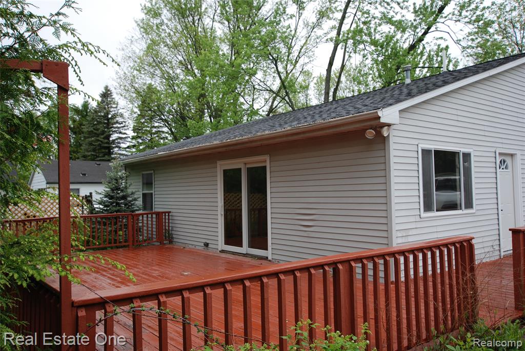 5399 BROBECK Street, Flint, MI 48532 — Photo 4