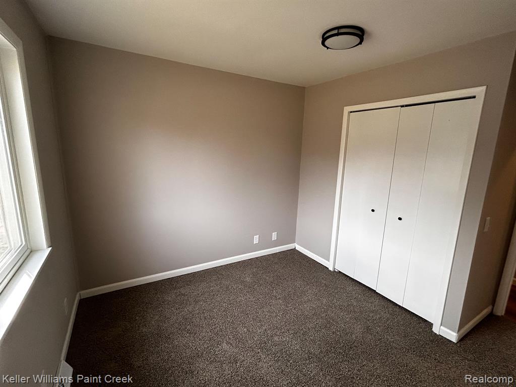 5832 OPALINE Drive, Waterford, MI 48327 — Photo 14