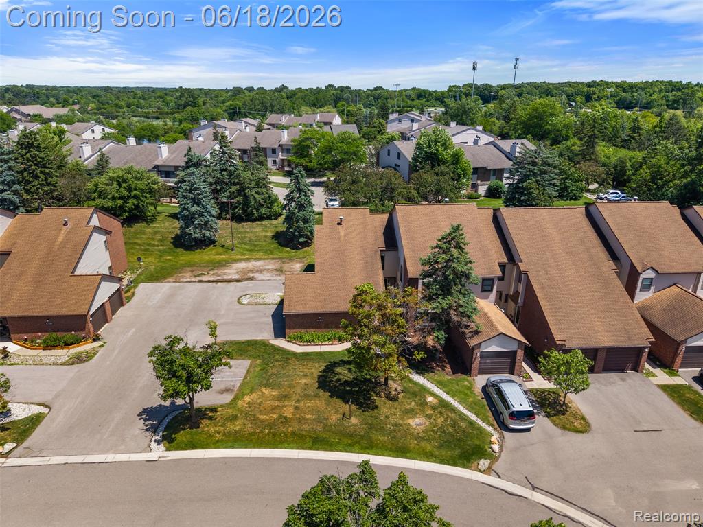 6680 Ridgefield Circle, 201, West Bloomfield, MI — Photo 38