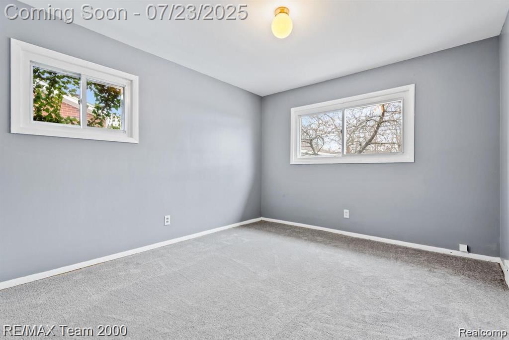 6600 Shadowlawn Street, Dearborn Heights, MI 48127 — Photo 7