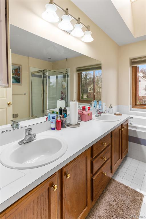 41647 SINGH Drive, Canton, MI 48188 — Photo 29
