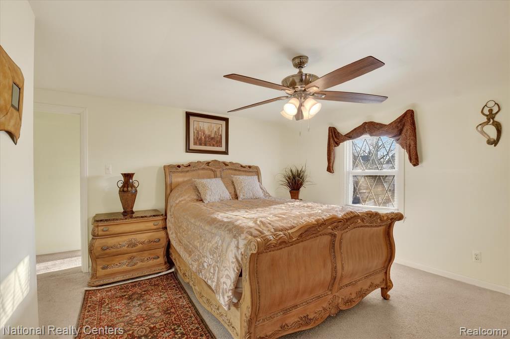 3956 HARVARD Road, Detroit, MI 48224 — Photo 25