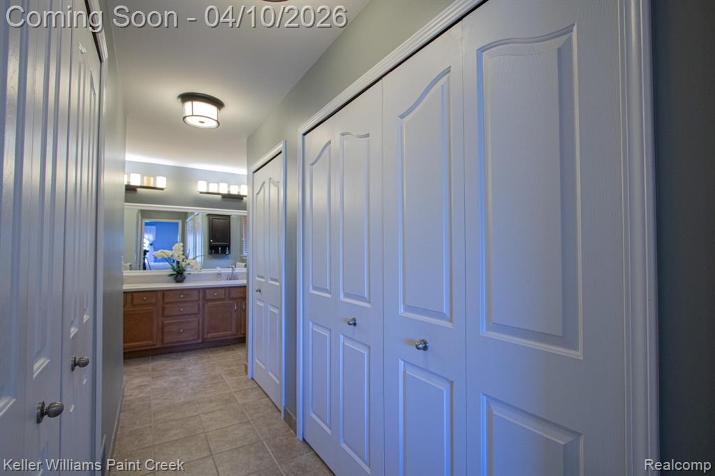 45907 Lookout Drive, Macomb, MI 48044 — Photo 21