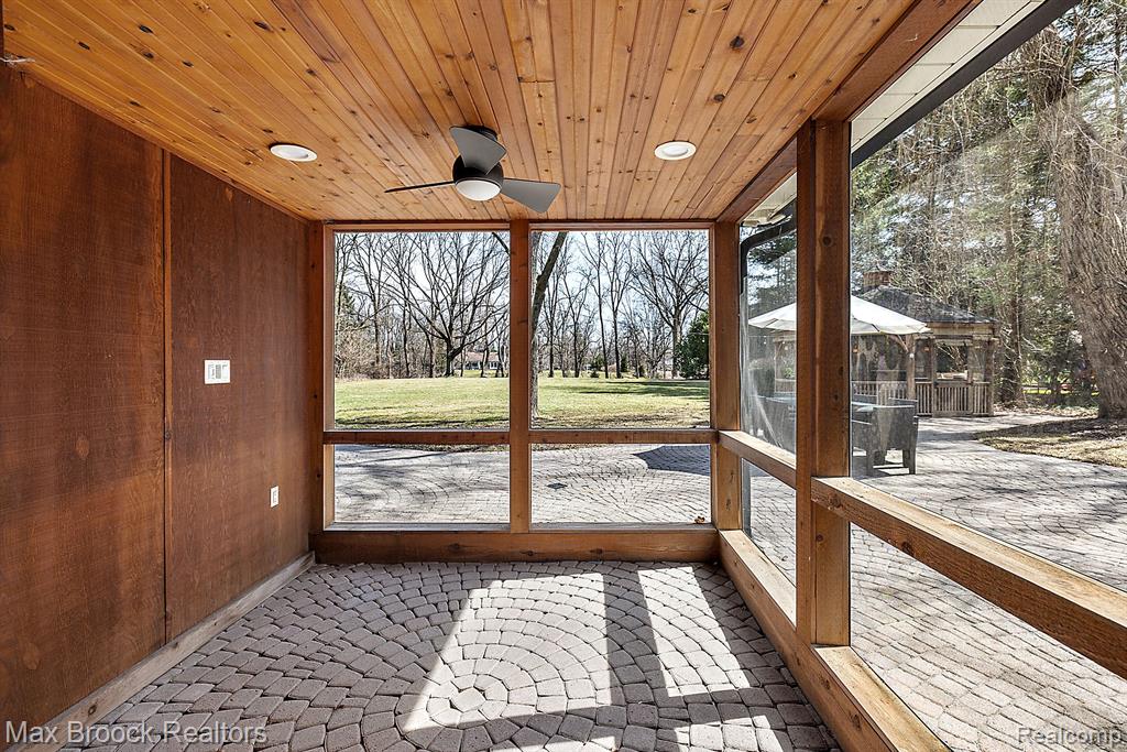 5905 Wing Lake Road, Bloomfield Hills, MI 48301 — Photo 15