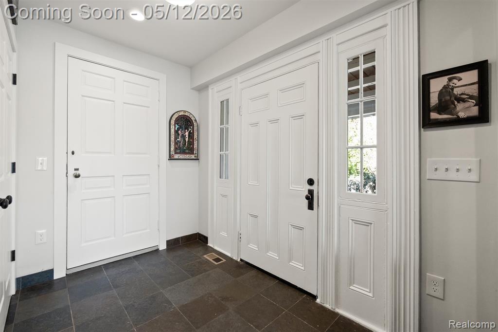 6390 Commerce Road, West Bloomfield, MI 48324 — Photo 4