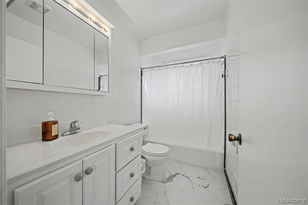 8031 Pardee Road, Taylor, MI 48180 — Photo 10