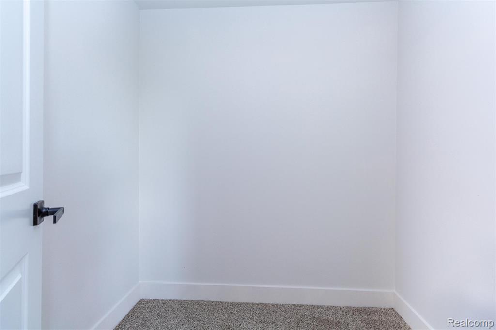 46376 Meadow Lane, Macomb, MI 48044 — Photo 19