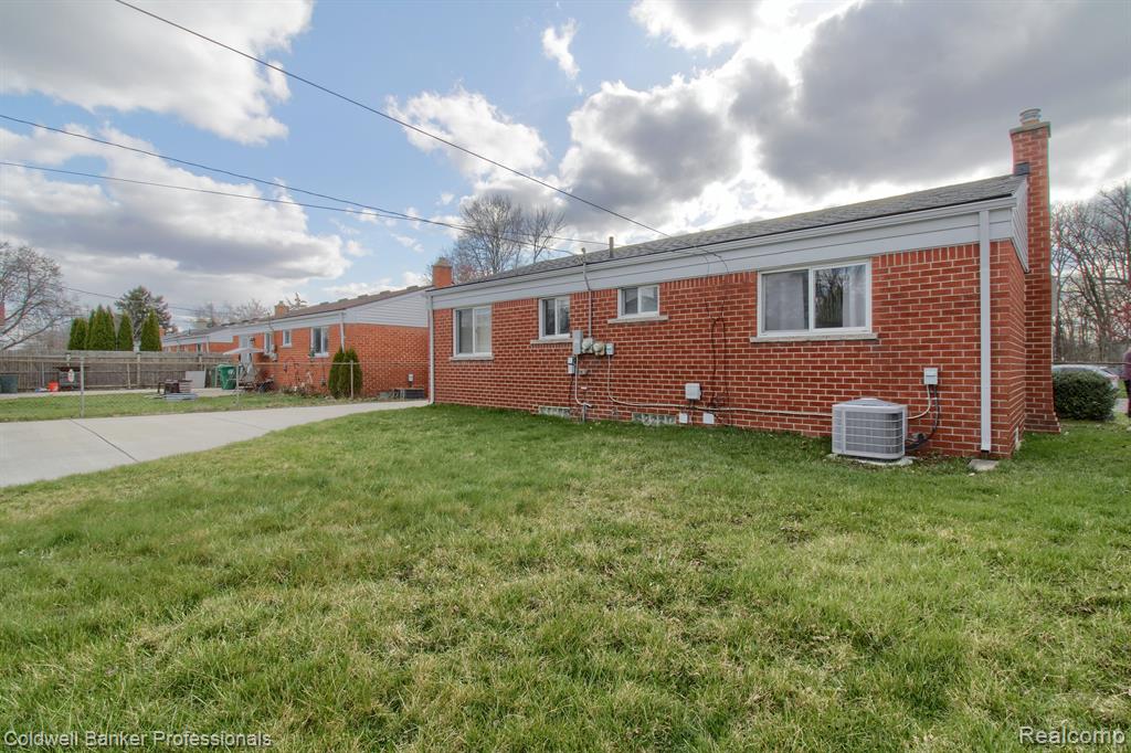 6468 Dillon Street, Garden City, MI — Photo 26