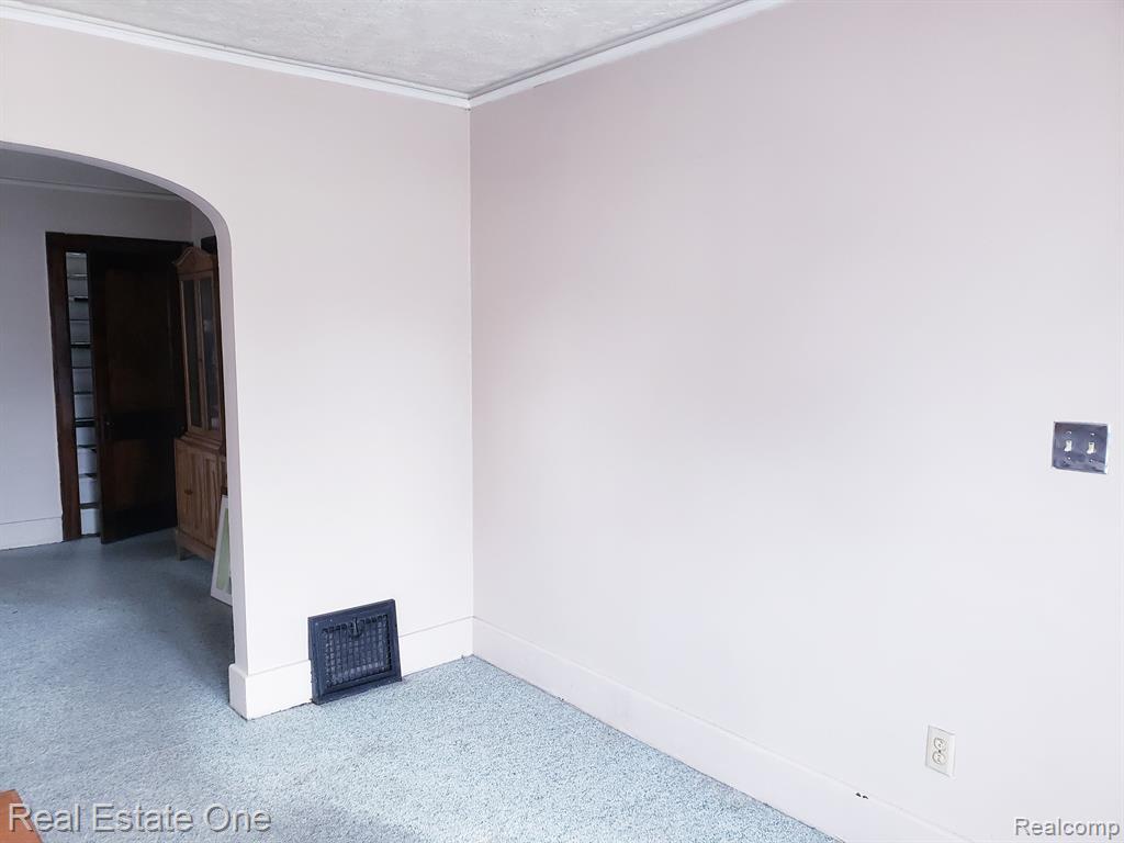 7533 TERNES Street, Dearborn, MI 48126 — Photo 14