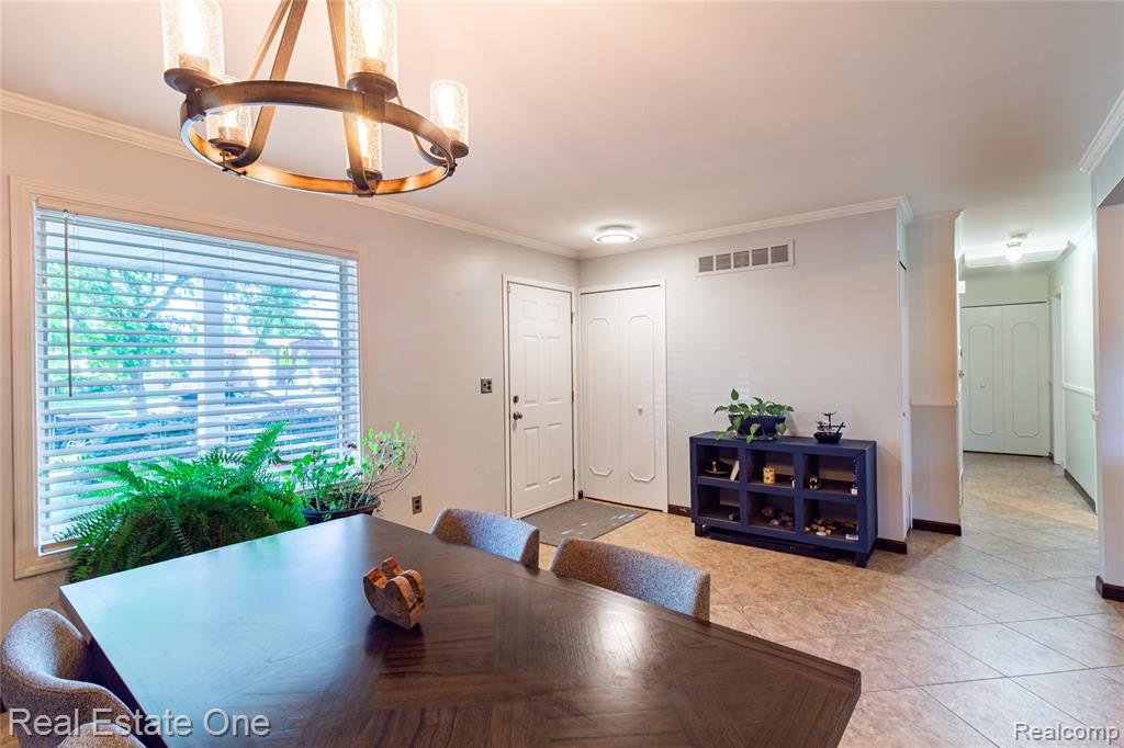 4300 Connie Drive, Sterling Heights, MI 48310 — Photo 3