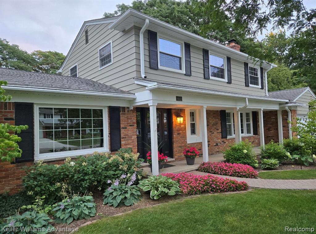 6951 Lee Crest Drive, West Bloomfield, MI — front exterior