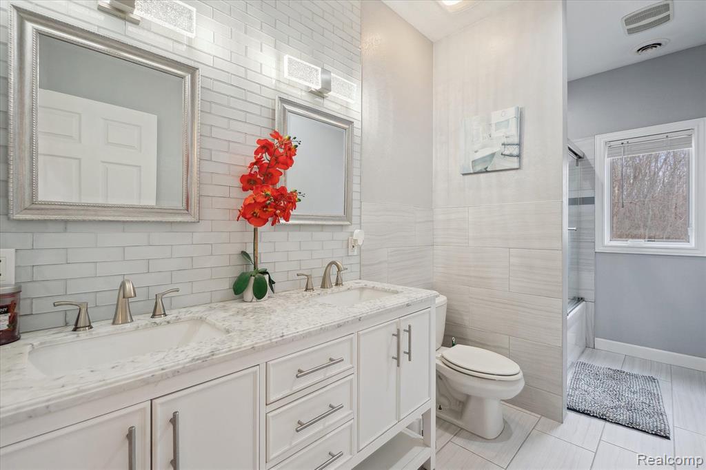 4434 N JENNINGS Road, Flint, MI 48504 — Photo 31