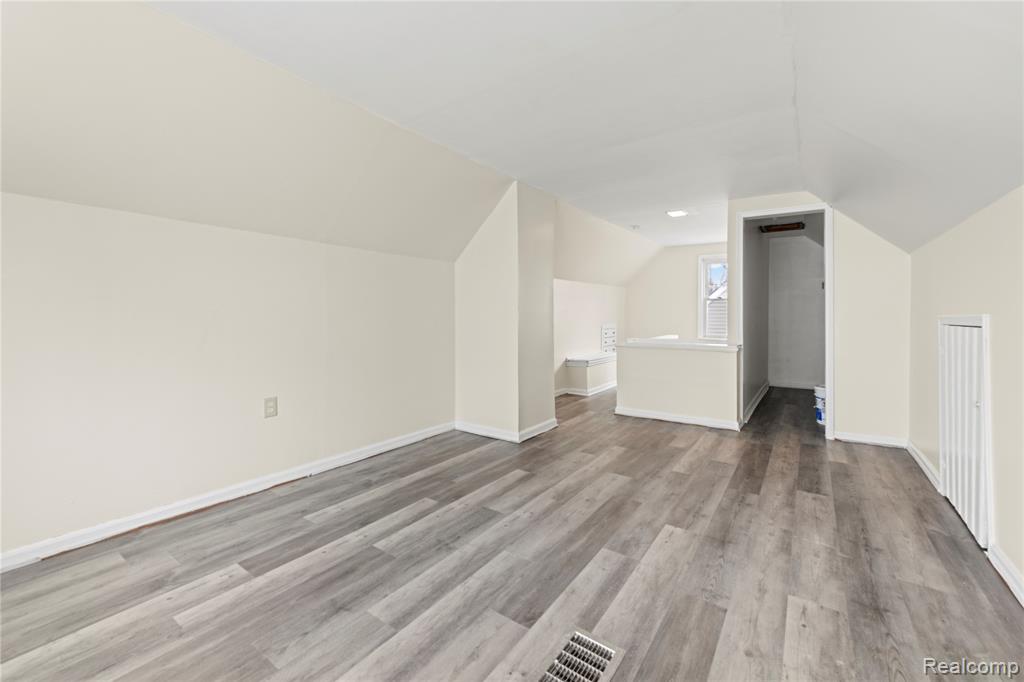 15921 Bramell Street, Detroit, MI 48223 — Photo 13