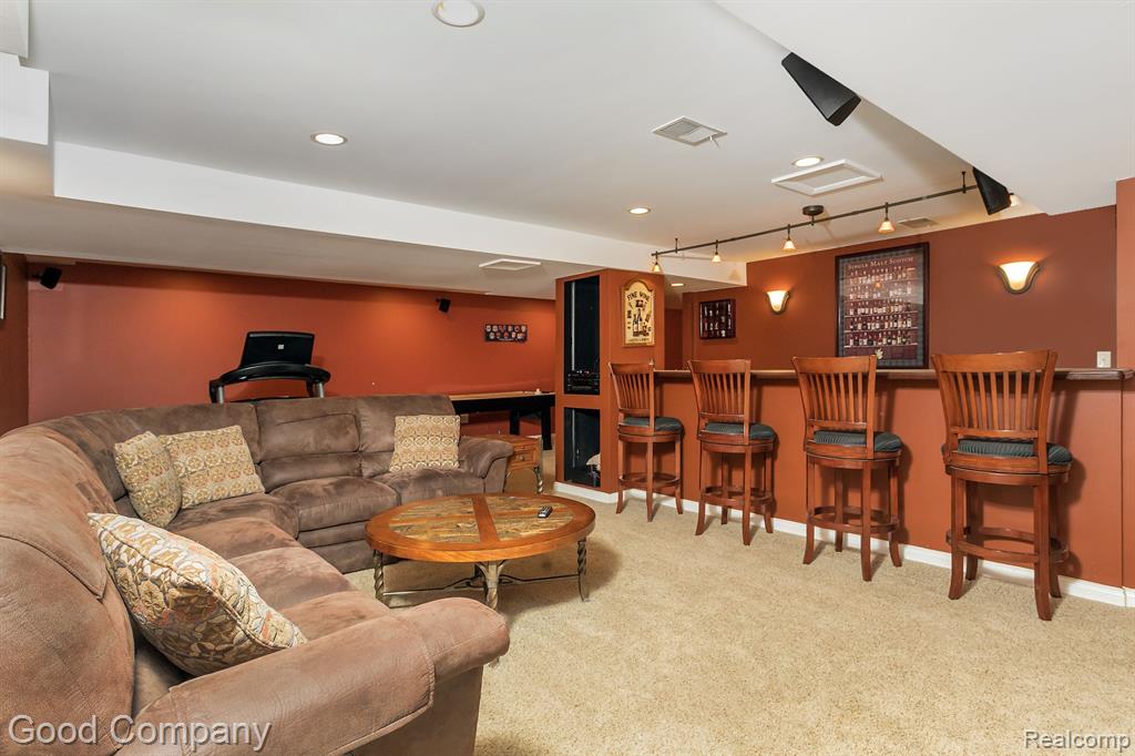 883 VANDERPOOL Drive, Troy, MI 48083 — Photo 38