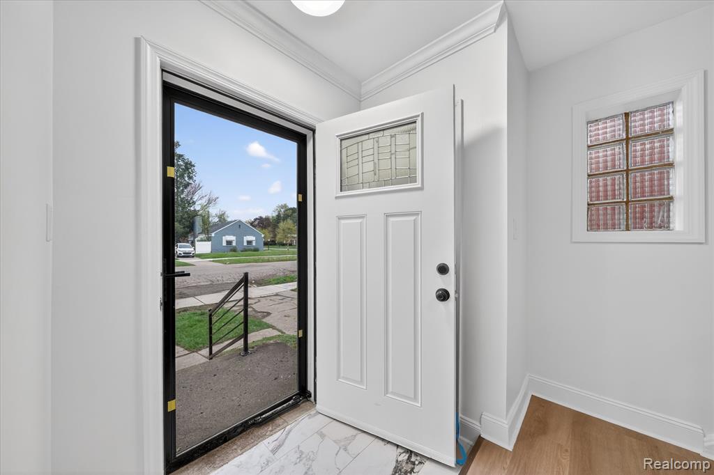 12819 Pembroke Avenue, Detroit, MI 48235 — Photo 3