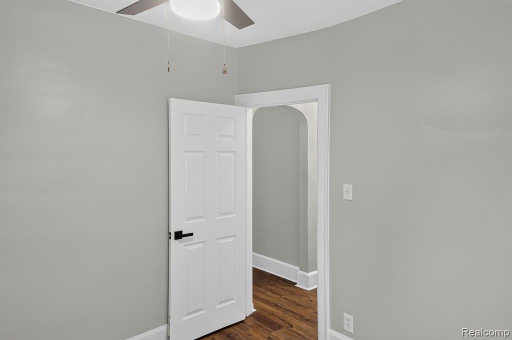 9297 McKinney Street, Detroit, MI 48224 — Photo 20