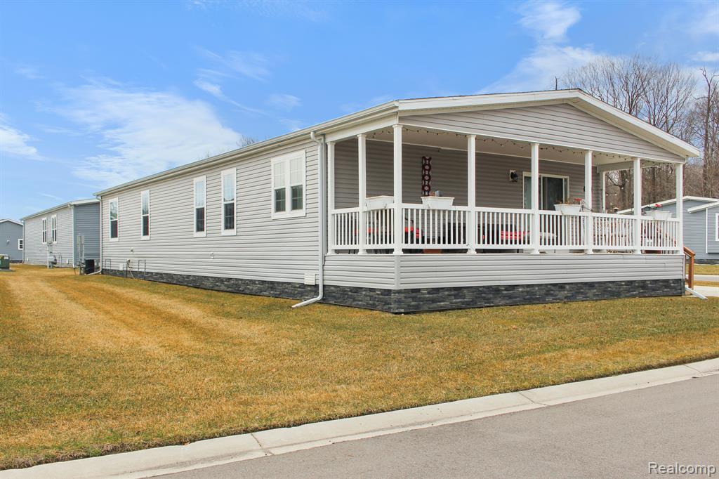 10748 EDWARDS Lane, Willis, MI 48191 — Photo 2