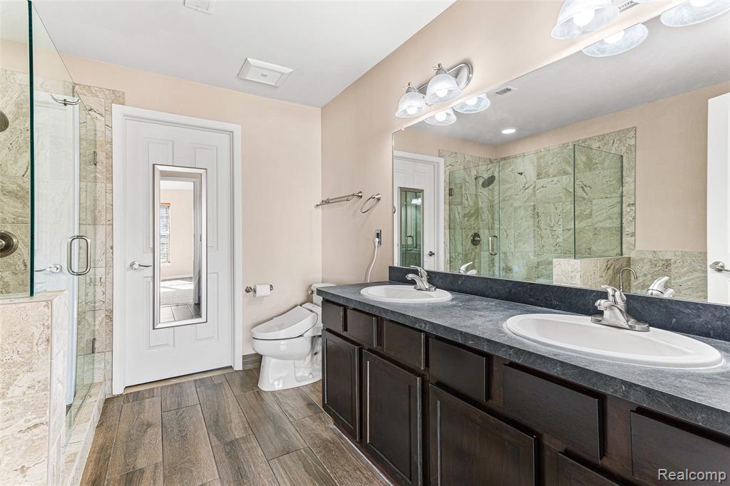 5201 Widgeon Lane, Walled Lake, MI 48390 — Photo 20