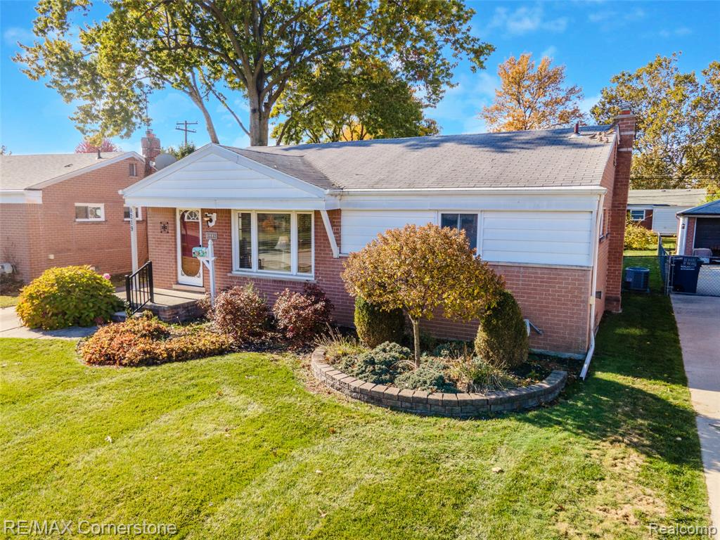 8219 Roselawn Street, Westland, MI — Photo 47