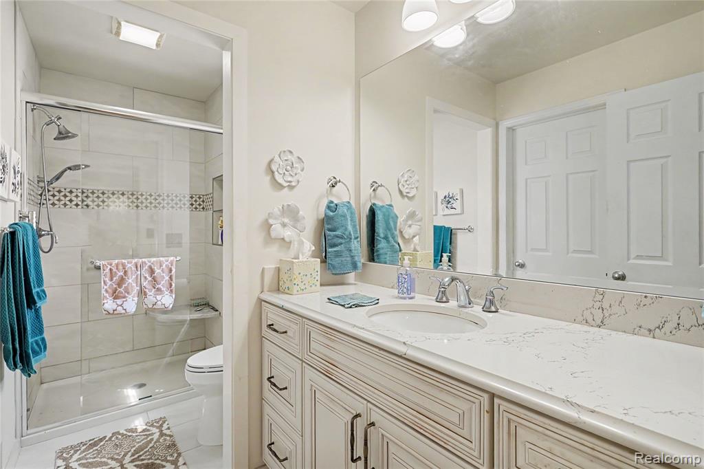 5478 Red Oak Court, Linden, MI 48451 — Photo 9