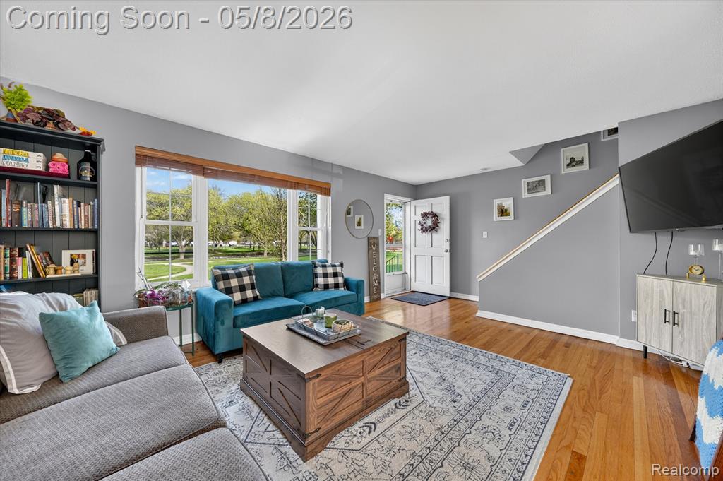 22927 Lakeshore Drive, Saint Clair Shores, MI 48080 — Photo 9
