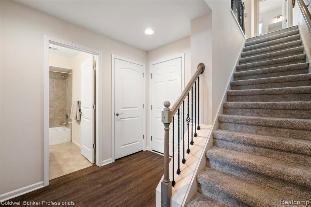 47749 Alden Terrace N, Northville, MI 48168 — Photo 39