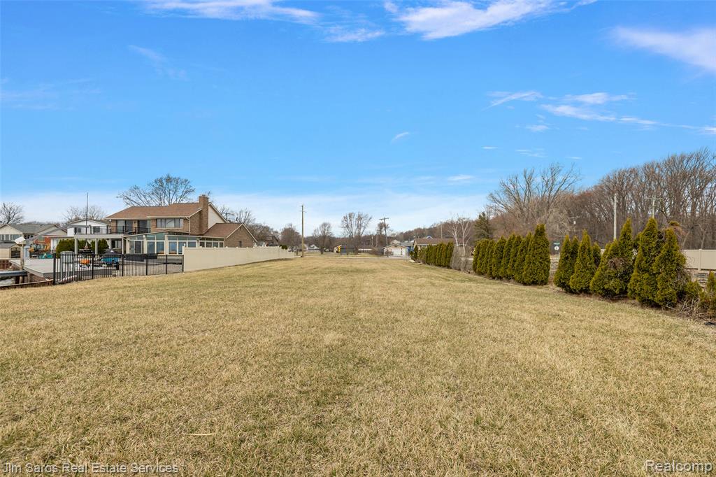 37340 Jefferson Avenue, Harrison Township, MI — Photo 19
