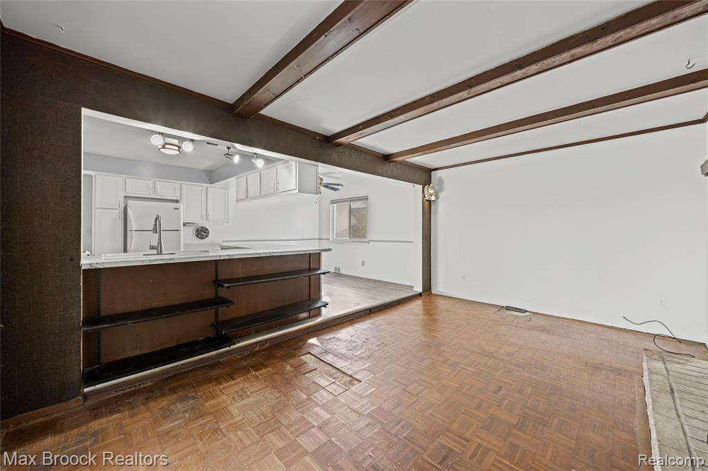 14670 Talbot Street, Oak Park, MI 48237 — Photo 13