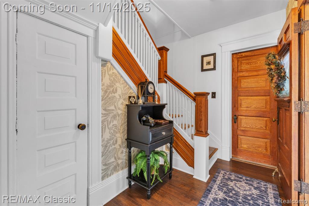 108 Washington Street, Holly, MI 48442 — Photo 17