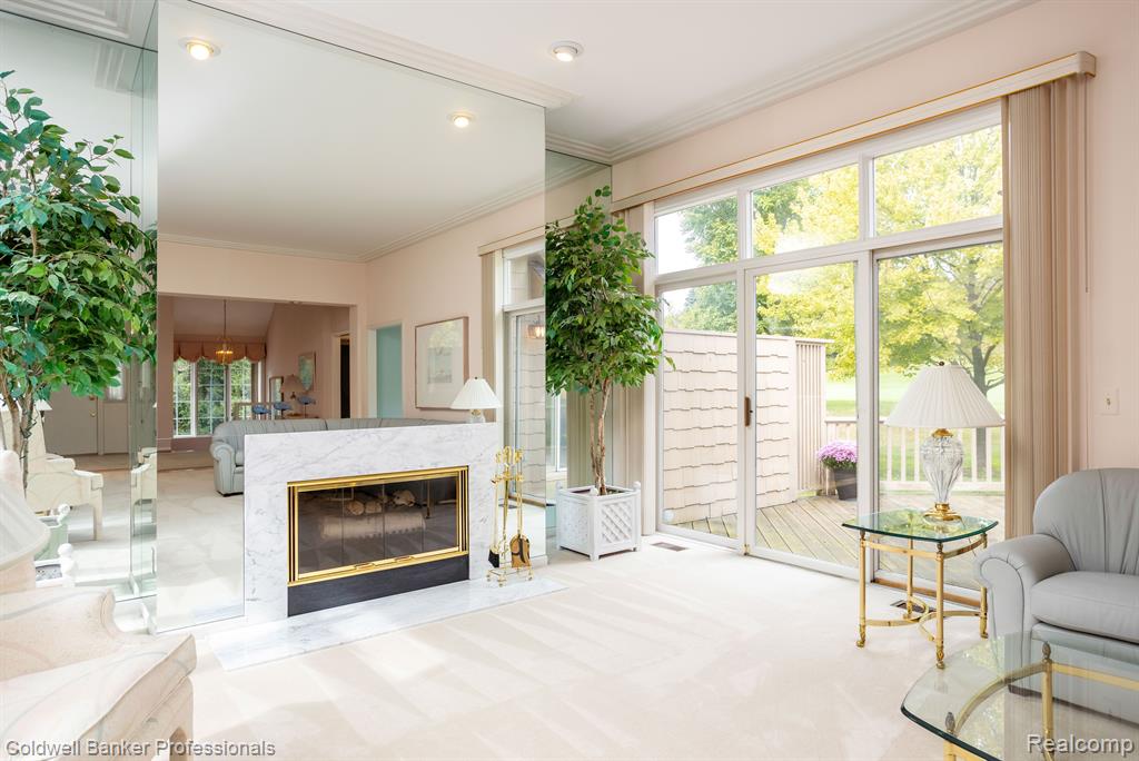 589 CAMBRIDGE Way, 566, Bloomfield Hills, MI 48304 — Photo 17