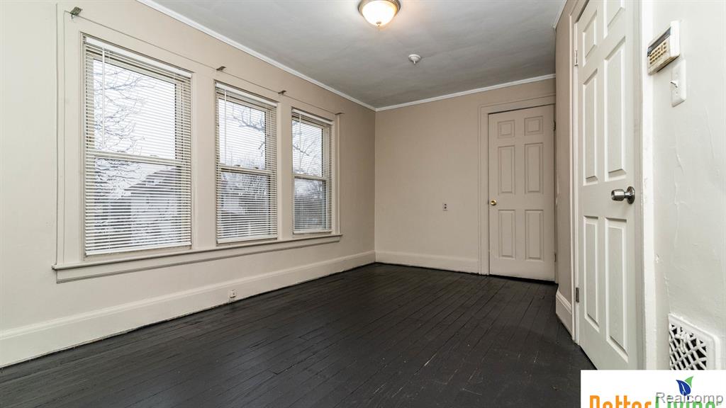 6585 HARTFORD Street, Detroit, MI 48210 — Photo 12