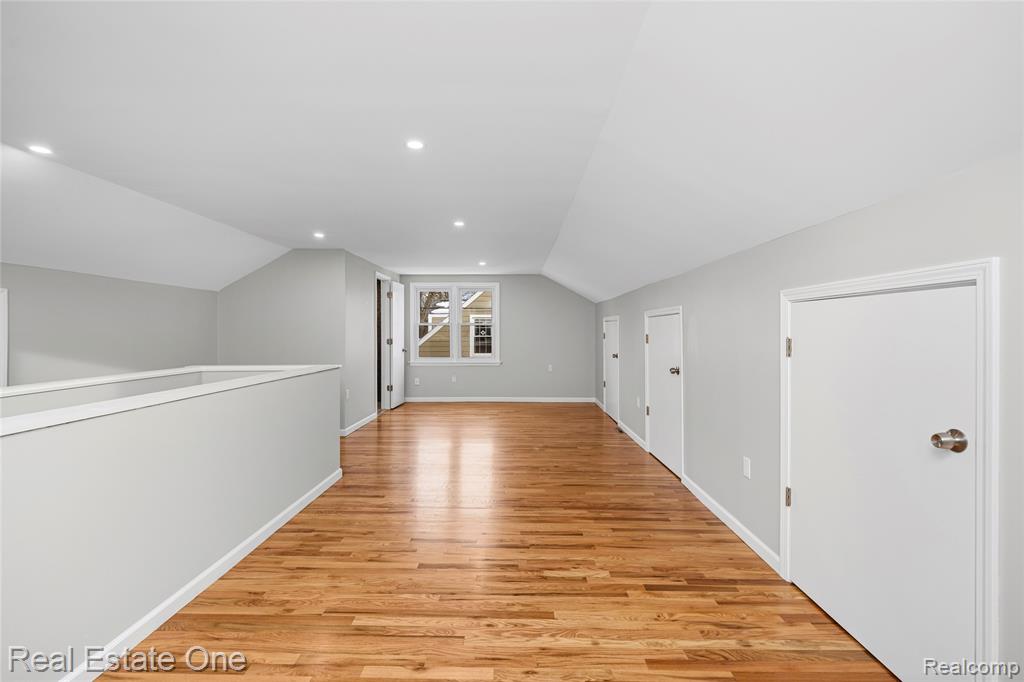 13344 Hart Avenue, Huntington Woods, MI — Photo 34