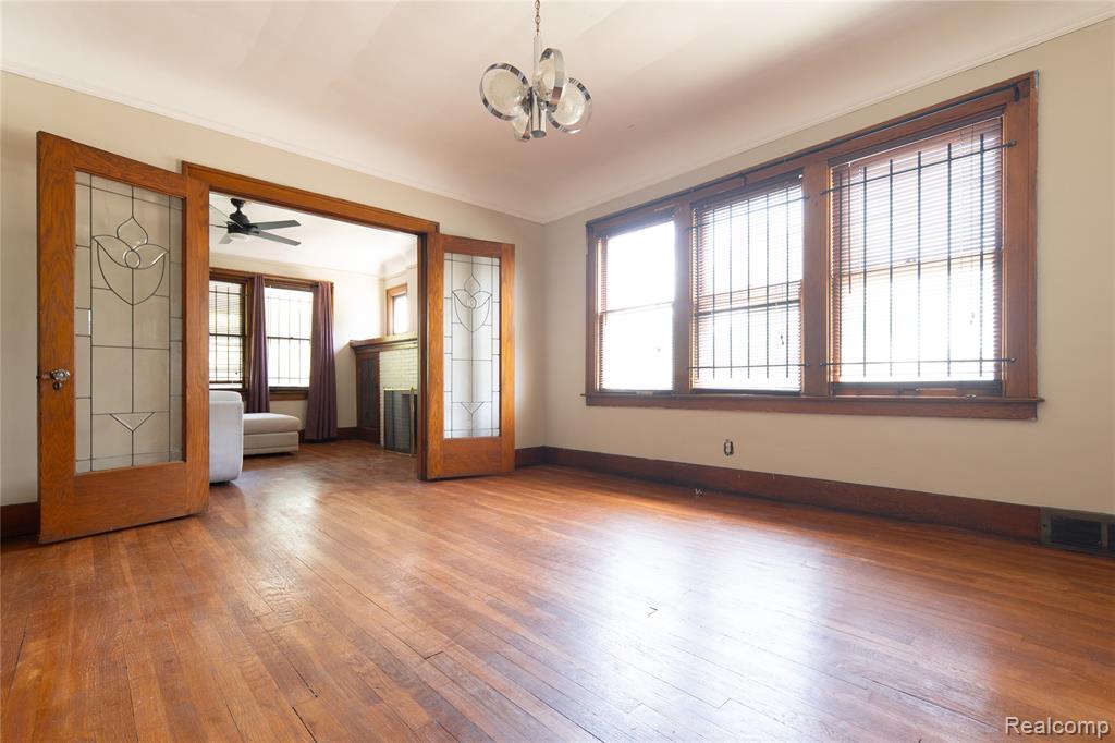 5303 Hurlbut Street, Detroit, MI 48213 — Photo 10