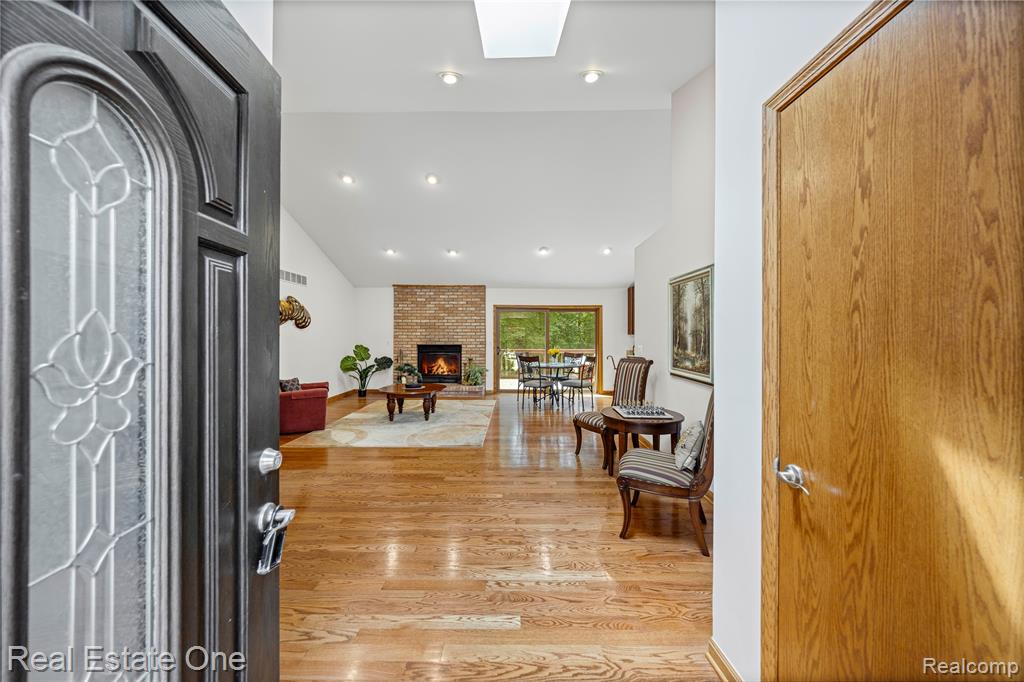 9611 Klais Road, Clarkston, MI 48348 — Photo 9