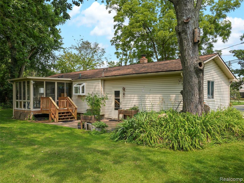 46275 W 11 Mile Rd, Novi, MI — Photo 7