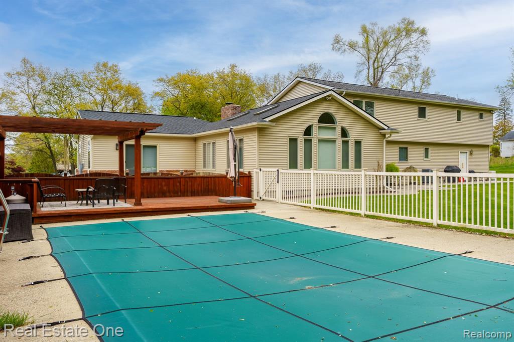9243 Sherwood Drive, Davisburg, MI 48350 — Photo 44