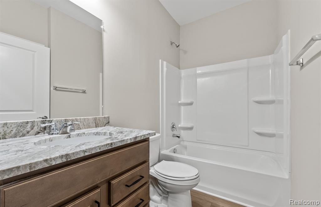 16104 Conifer Lane, Clinton Twp, MI 48038 — Photo 27