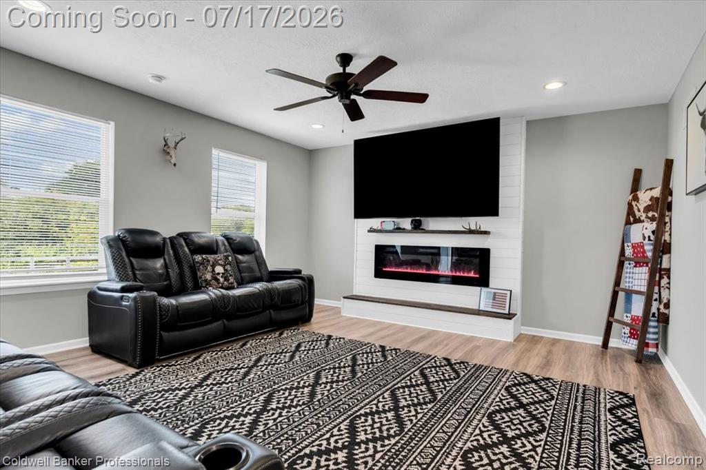 417 Constitution Avenue, Brooklyn, MI 49230 — Photo 6