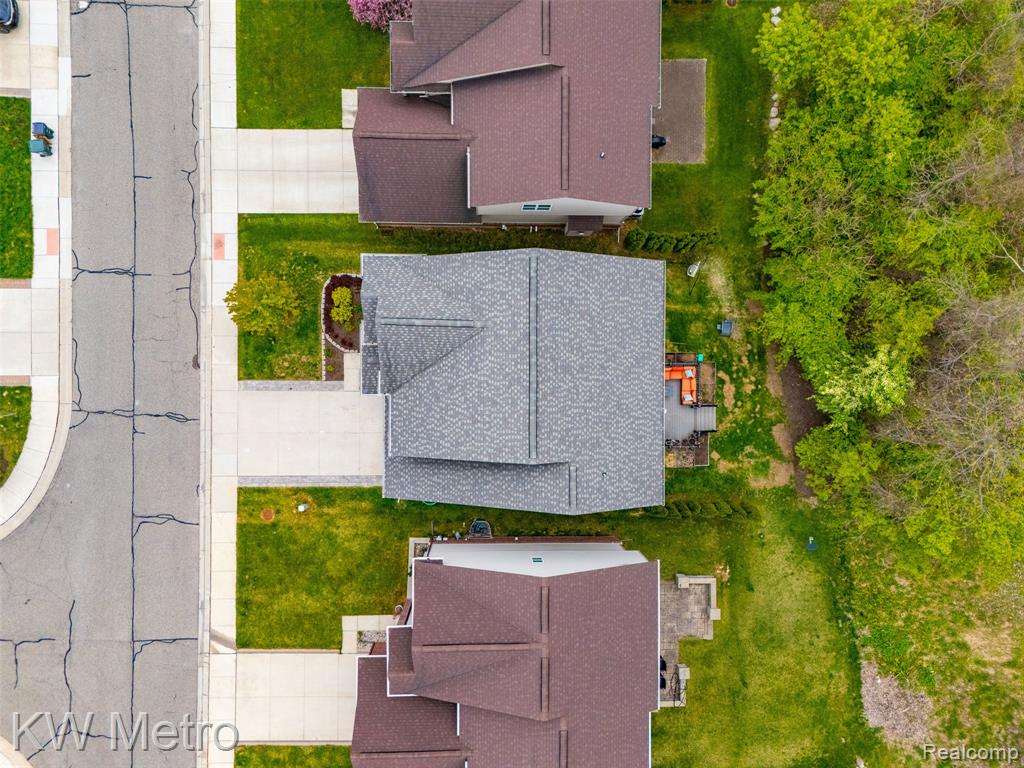 4953 W Stonegate Circle, Lake Orion, MI — Photo 40