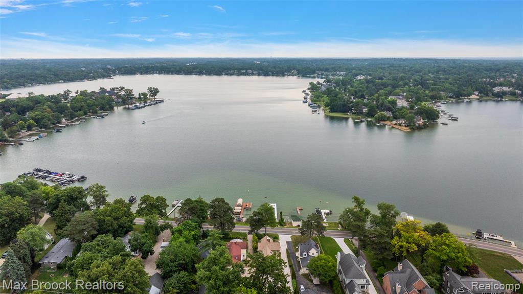 3642 Orchard Lake Road, West Bloomfield, MI 48324 — Photo 36